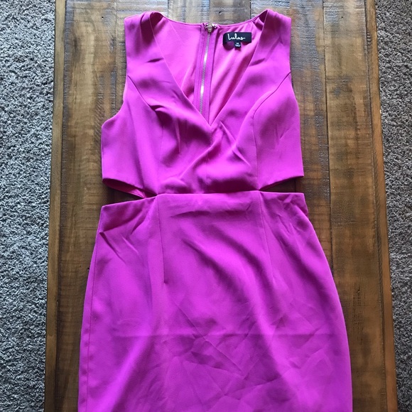 Cut out Lulu’s cocktail dress - Picture 4 of 7